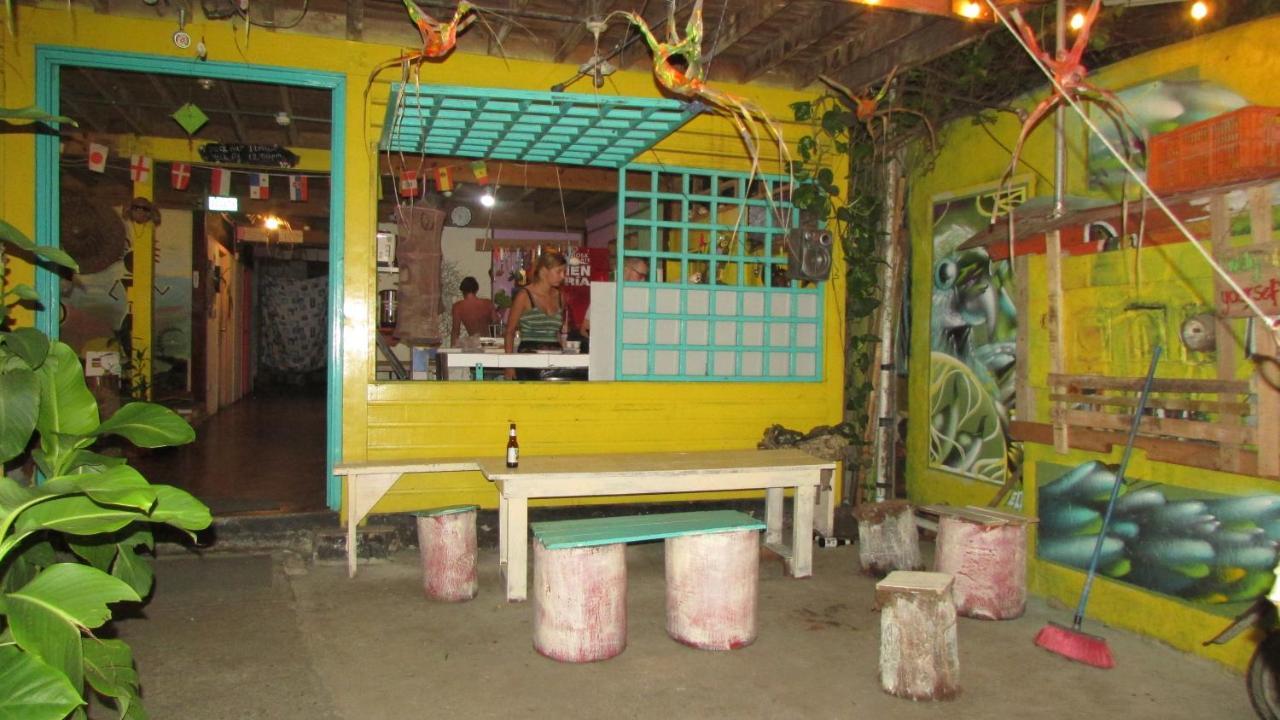 Coconut Hostel Bocas Town Εξωτερικό φωτογραφία